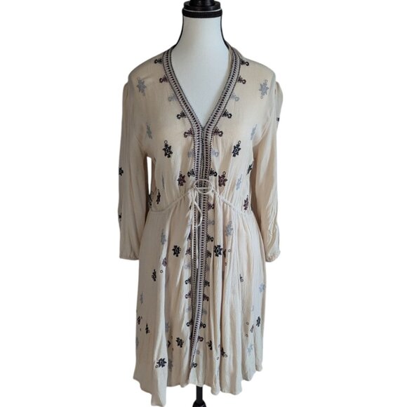 ✨ Free People Star Gazer Embroidered Peasant Mini Dress ✨ - Picture 3 of 7